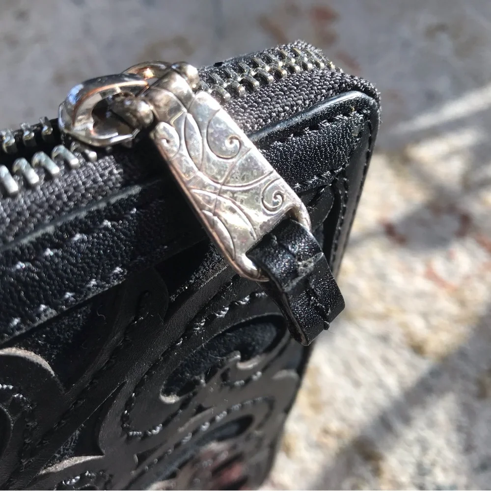 Brighton wallet. Black . 10 slots for cards - Picture 4 of 8